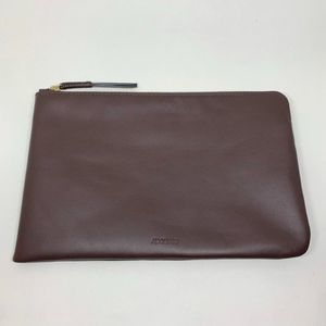 Aritzia Auxiliary Olis Clutch